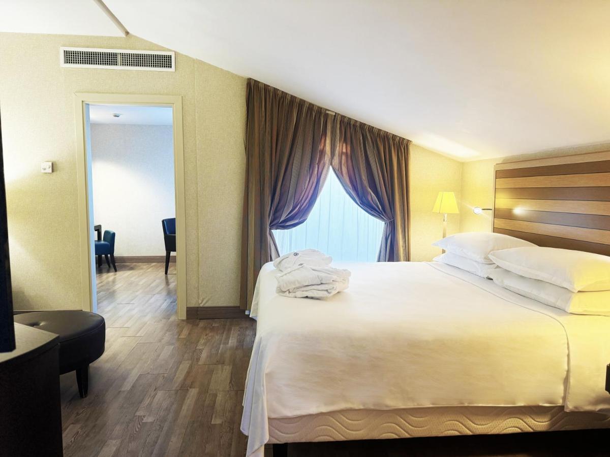 Sheraton Rome Parco De Medici Exterior foto